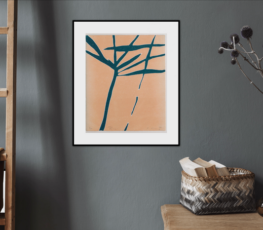 papyrus-pflanze-vor-apricot-raumansicht