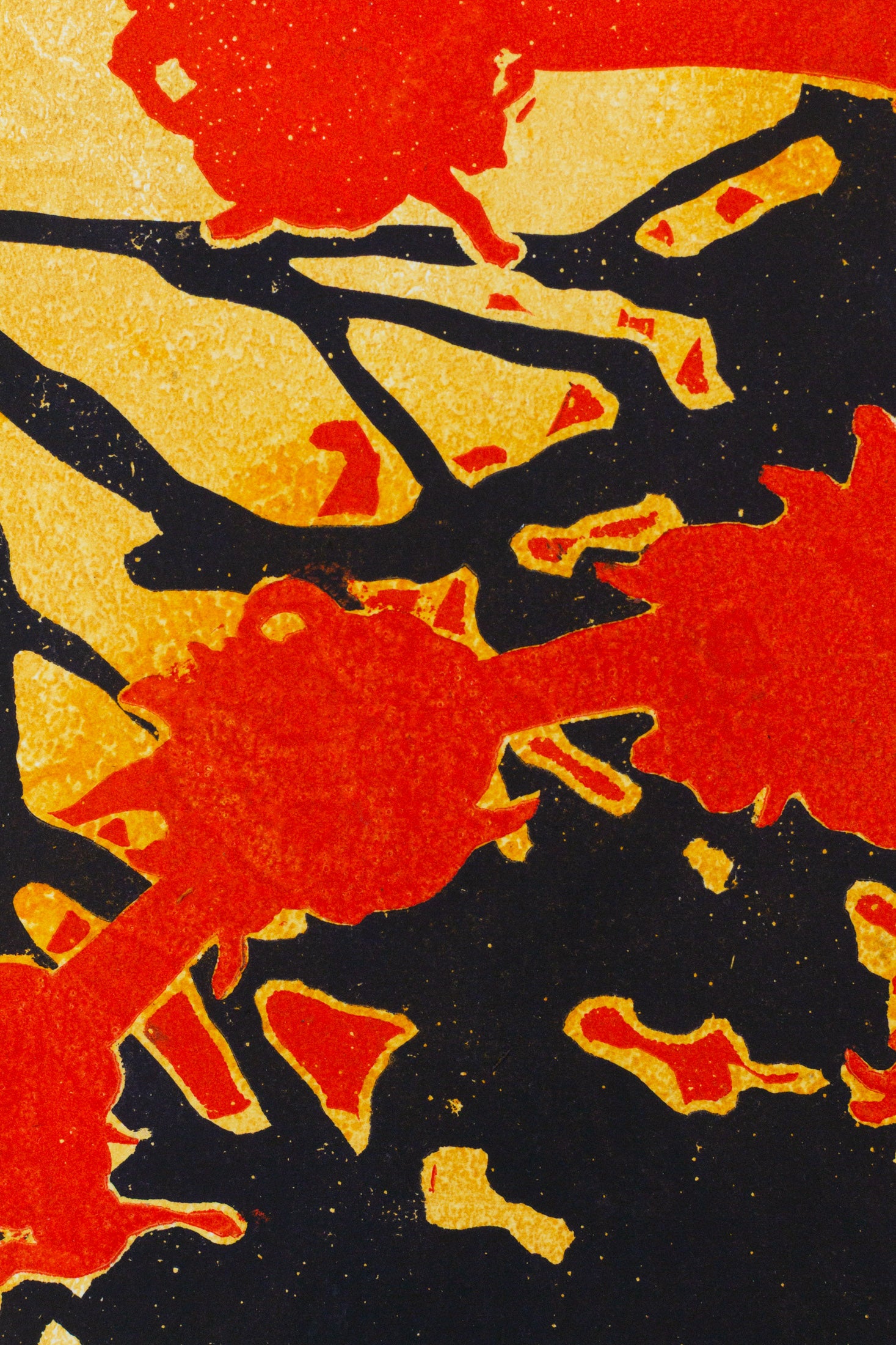 Abstraktes Pflanzenmotiv in kräftigem Rot, Schwarz und Gelb mit überlagernden Formen und kontrastreicher Flächenwirkung – Abstract plant motif in vivid red, black and yellow with layered shapes and strong contrasts.